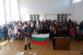 Ученици от Сандански проведоха урок по родолюбие
