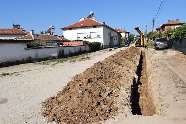 Община Сандански започна мащабен ремонт на най-дългата улица в село Склаве